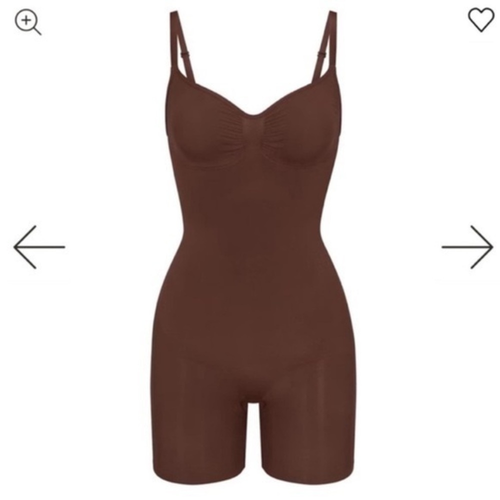SKIMS SEAMLESS SCULPT MID THIGH BODYSUIT BROWN COCOA XS